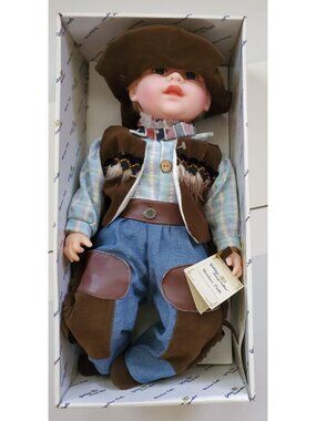 VINTAGE GOLDEN KEEPSAKES HEIRLOOM COWBOY PORCELAIN DOLL COLLECTIBLE NWT IN BOX